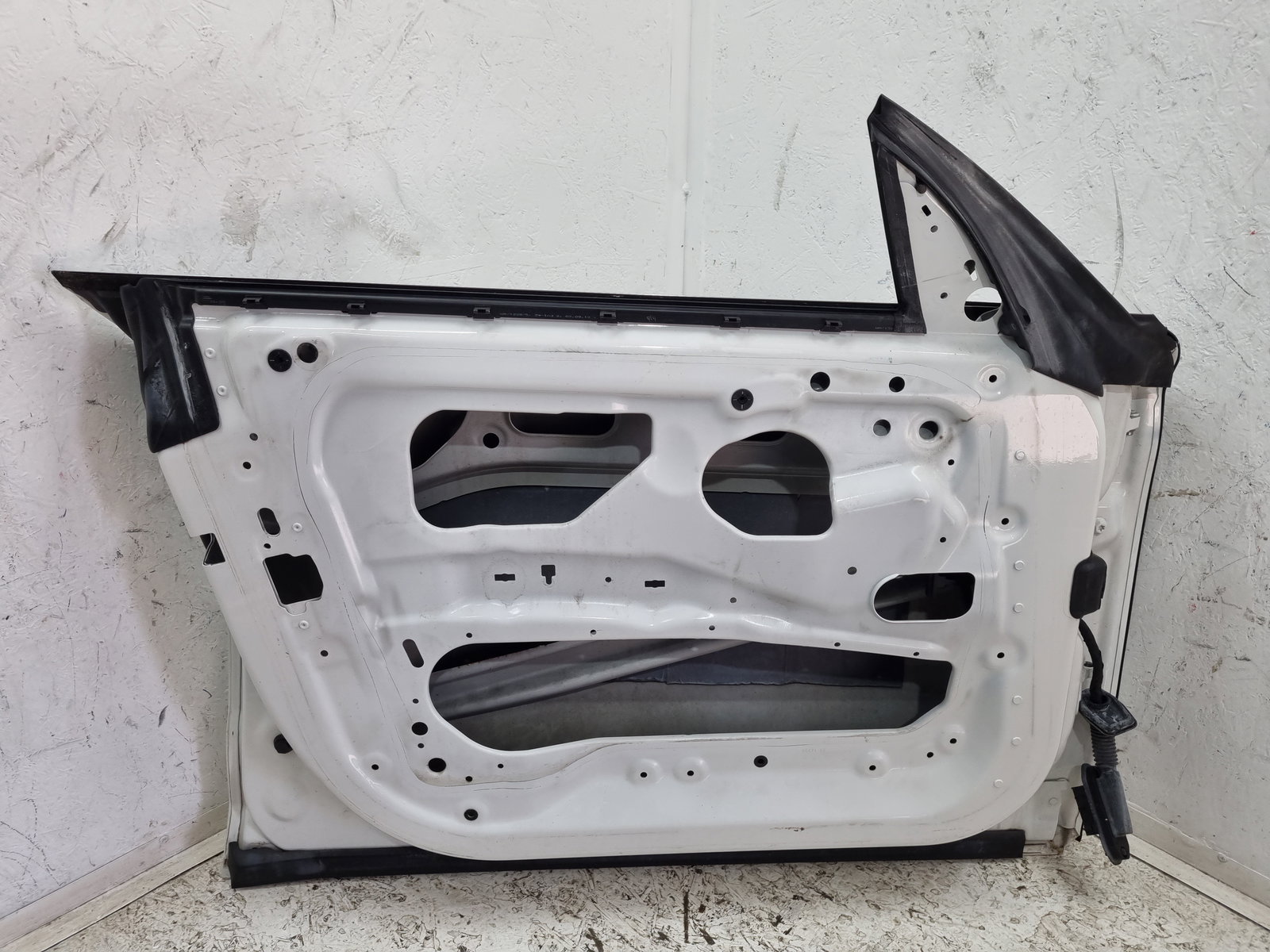 Usa stanga fata Bmw 5 GT (F07) [Fabr 2011-2016] Hatchback 300 Alpinweiss III - imagine 8