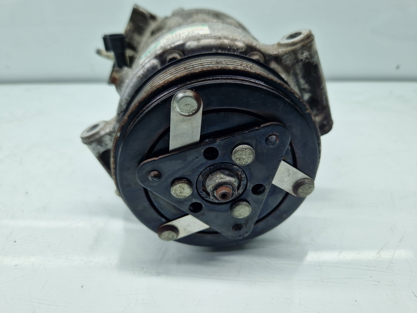 Compresor clima Jaguar XF (X250) [Fabr 2008-2015] Facelift CX23-19D629-EA 2.2 QJBA 147KW / 200CP - imagine 4