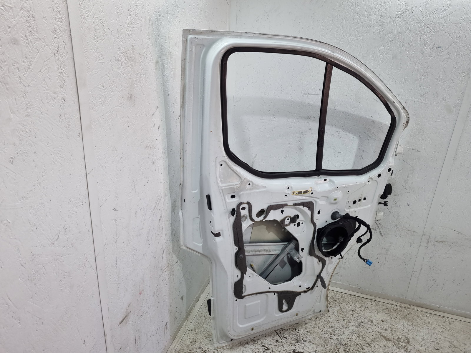 Usa stanga fata Ford Transit Custom (TTF) [Fabr 2012-2016] Frozen White - imagine 10