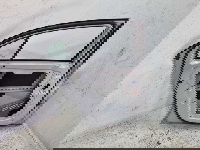 Usa stanga spate Mercedes Clasa A (W176) [Fabr 2012-2018] 761 Polar Silver