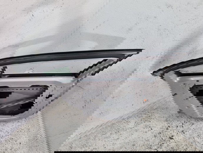 Usa stanga spate Mercedes Clasa A (W176) [Fabr 2012-2018] 761 Polar Silver