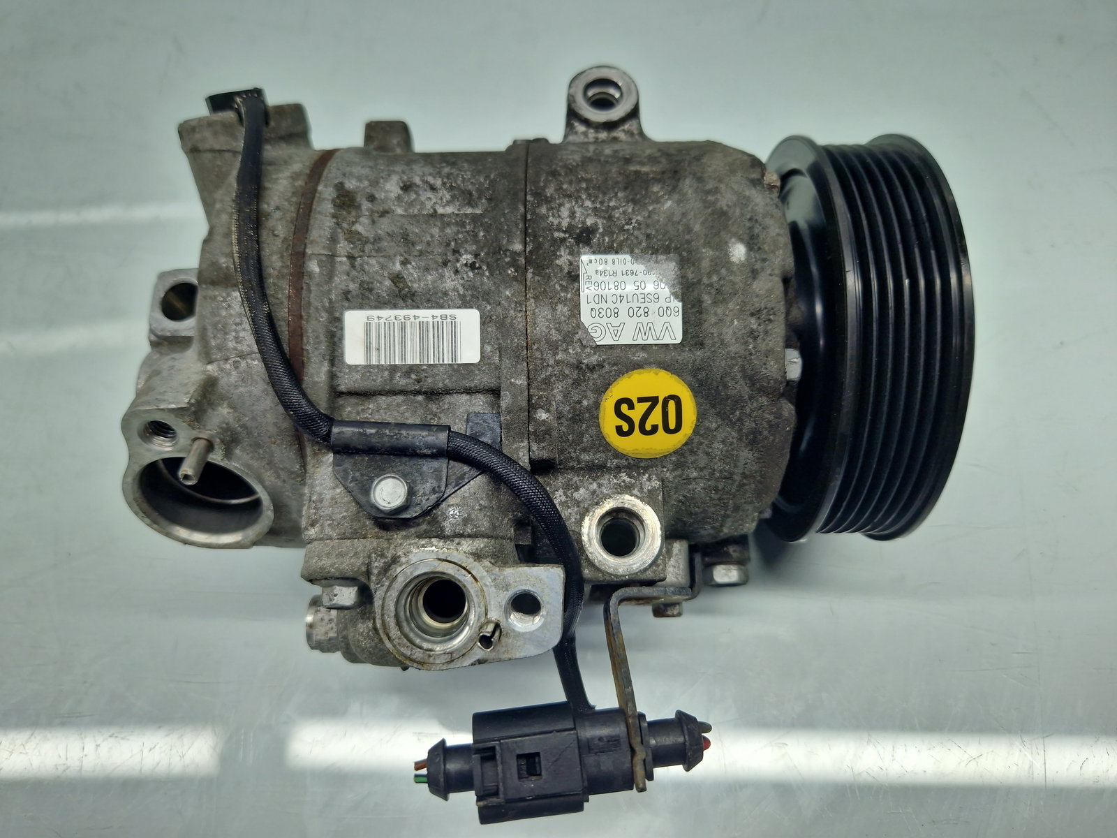 Compresor clima Volkswagen Fox (5Z1, 5Z3) [Fabr 2003-2011] 6Q0820803Q 1.2 Benz BMD 40KW / 55CP - imagine 1
