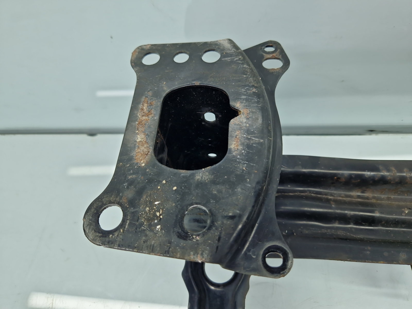 Armatura bara fata Volkswagen Golf 6 (5K1) [Fabr 2009-2013] 5K0807109M - imagine 4