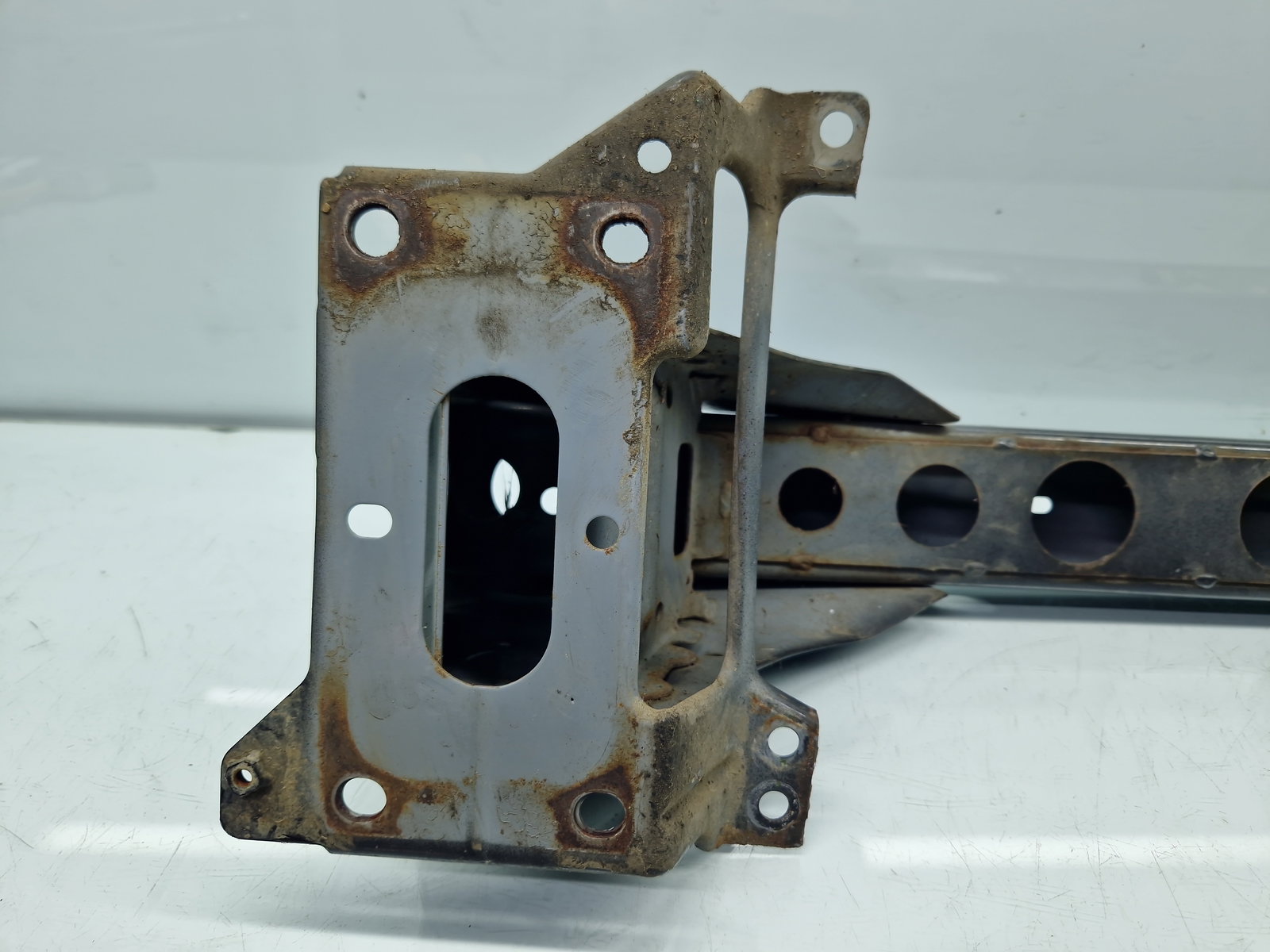 Armatura bara fata Mazda 6 Hatchback (GG) [Fabr 2002-2008] OEM - imagine 5