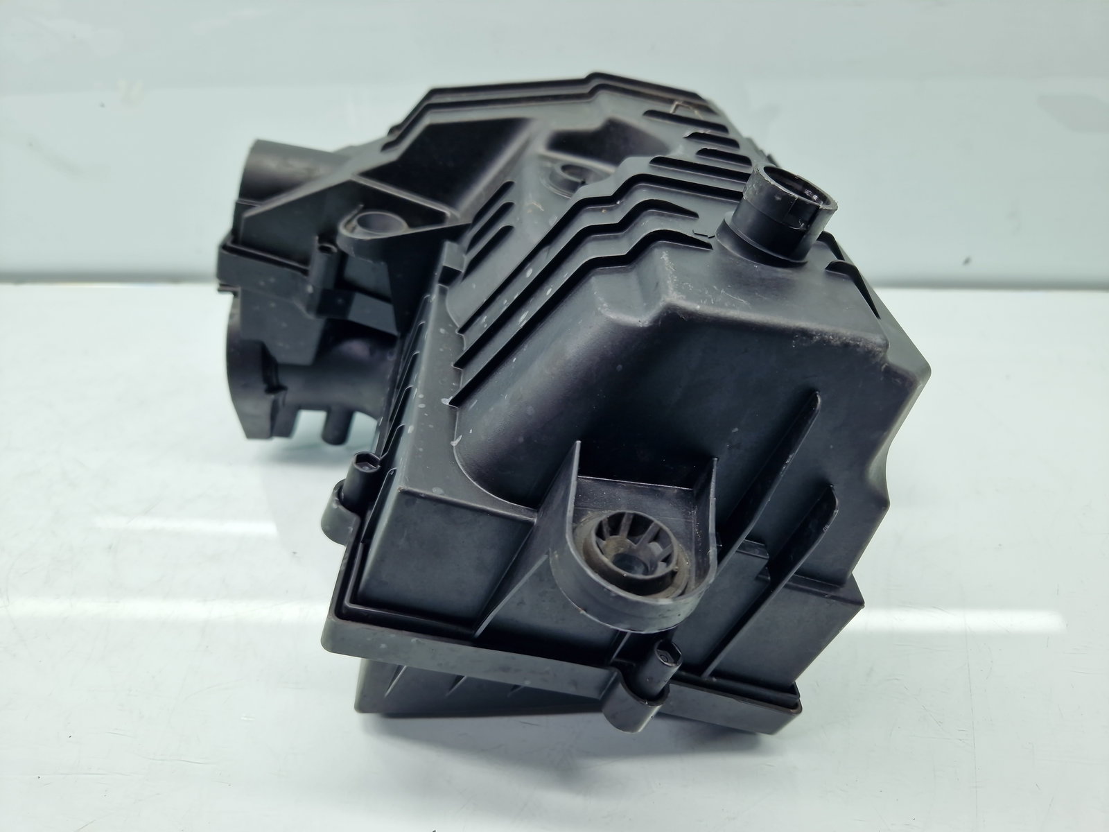 Carcasa filtru aer Volkswagen Golf 7 (5G) [Fabr 2014-prezent] 5Q0129607S 1.6 TDI CLHA 77KW / 105CP - imagine 2