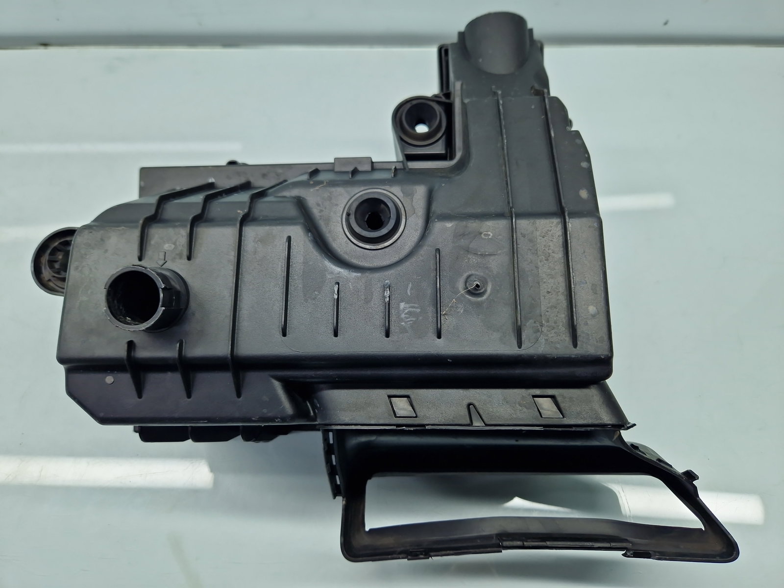 Carcasa filtru aer Volkswagen Golf 7 (5G) [Fabr 2014-prezent] 5Q0129607S 1.6 TDI CLHA 77KW / 105CP - imagine 5