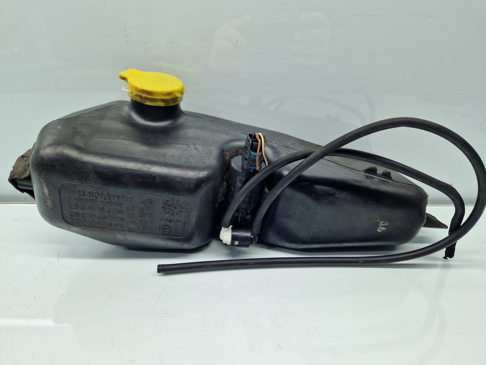 Vas lichid parbriz Dacia Duster 2 [Fabr 2017-2023] 289104897R - imagine 1