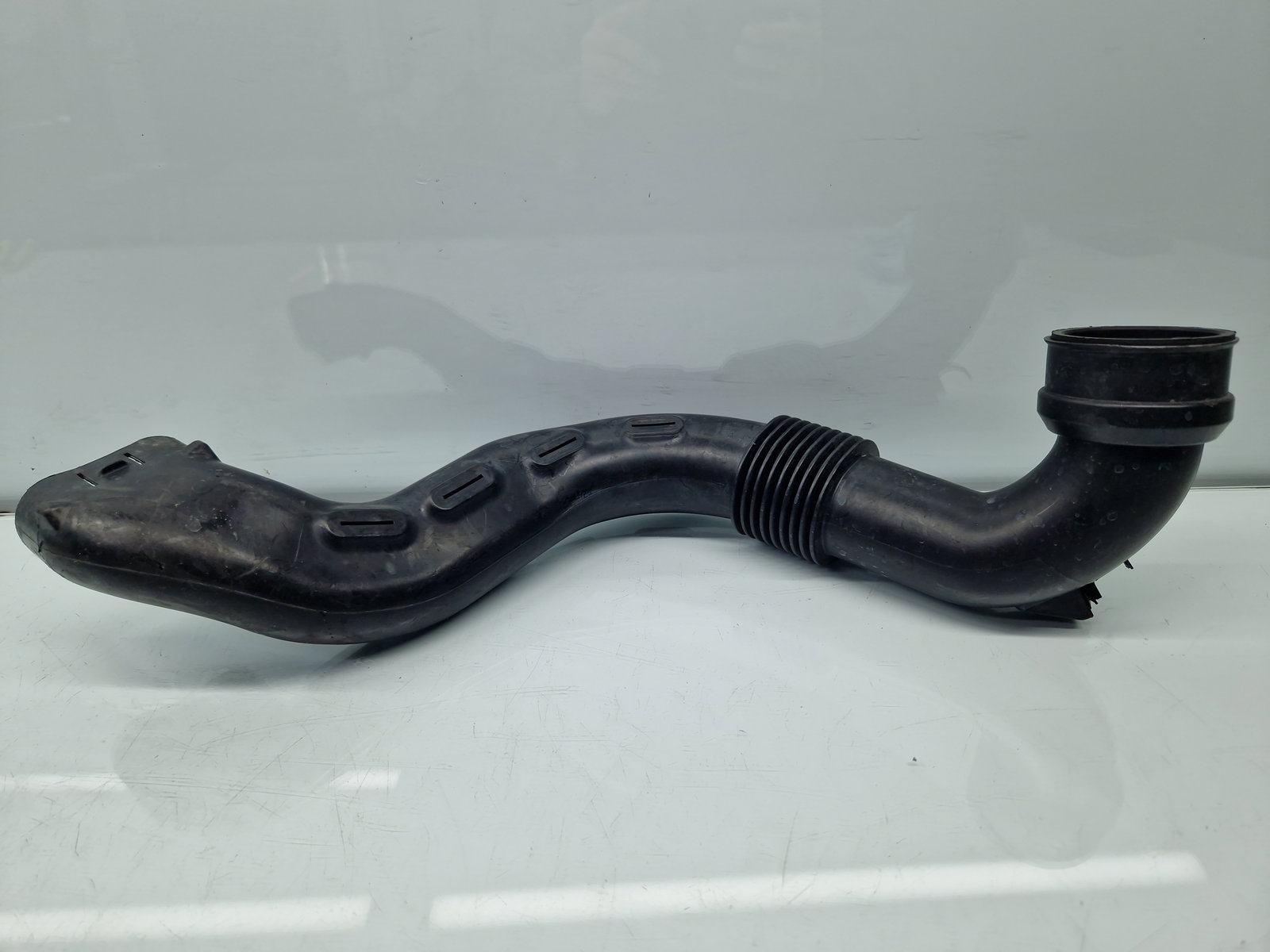 Tub admisie aer Renault Clio 4 (B98) Hatchback [Fabr 2012-2020] 165556691R 1.5 DCI K9K612 66KW / 90CP - imagine 1