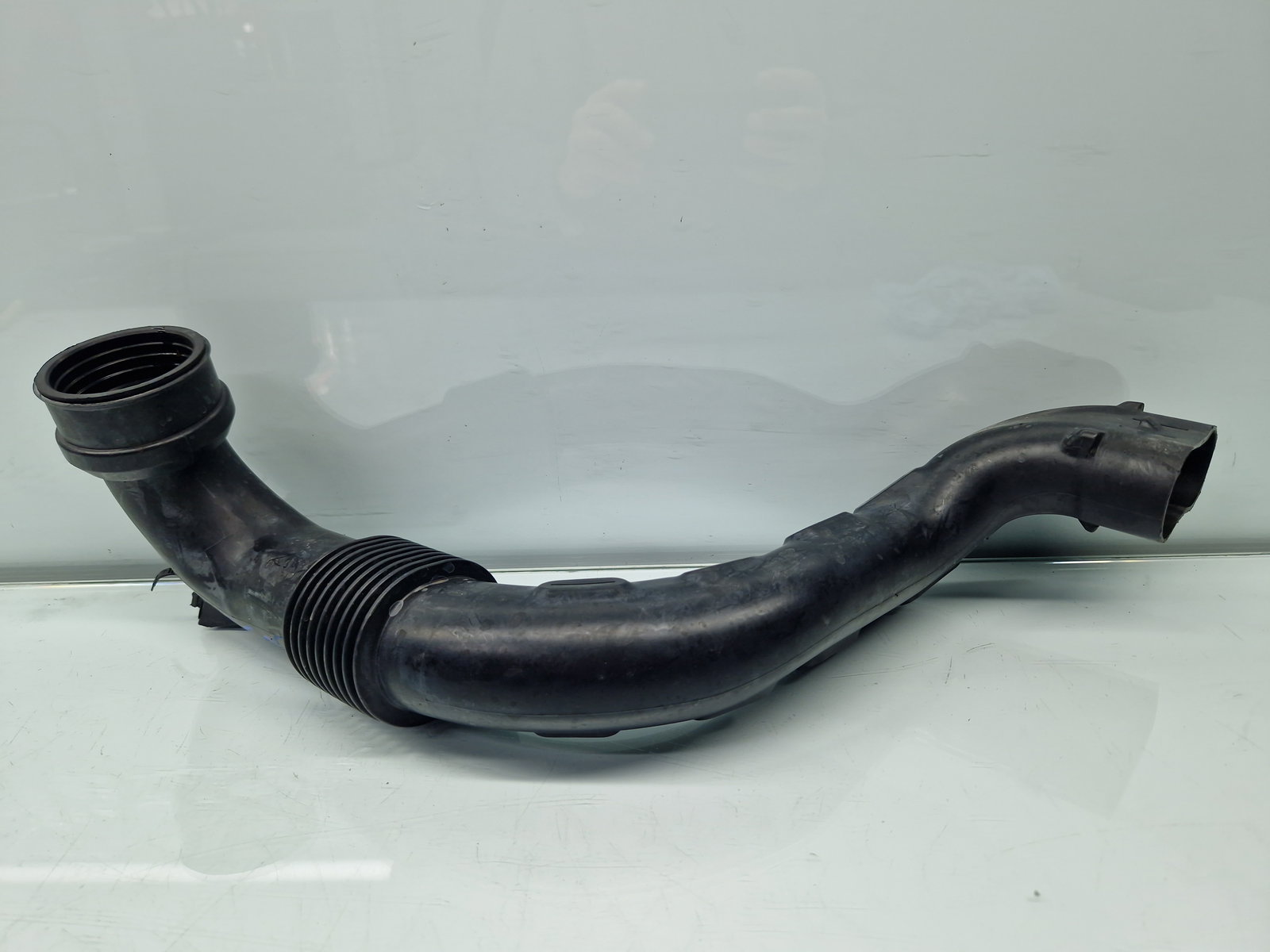 Tub admisie aer Renault Clio 4 (B98) Hatchback [Fabr 2012-2020] 165556691R 1.5 DCI K9K612 66KW / 90CP - imagine 2