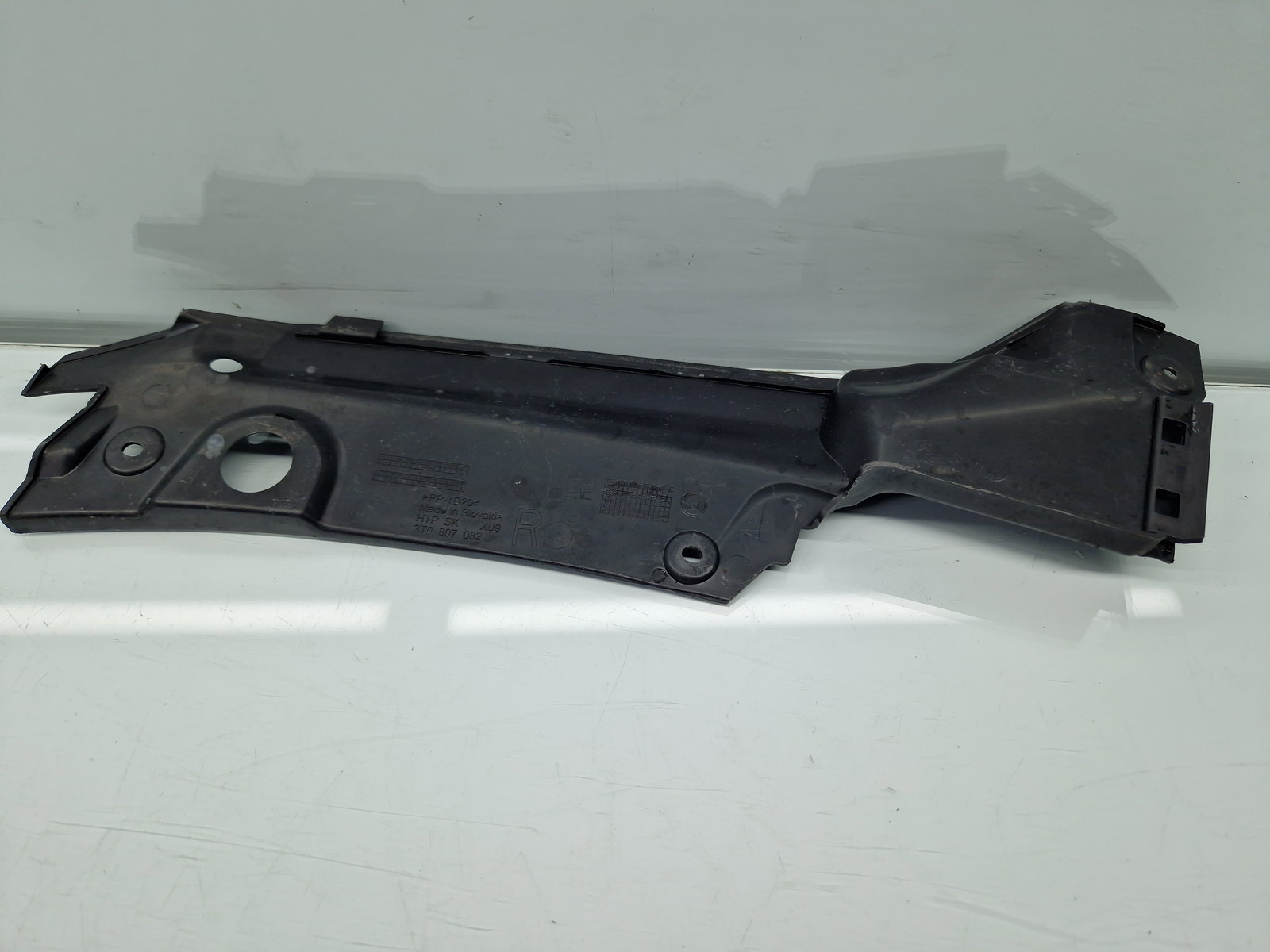 Capac trager dreapta Skoda Superb II (3T5) [Fabr 2009-2015] Break Facelift 3T0807082 - imagine 1