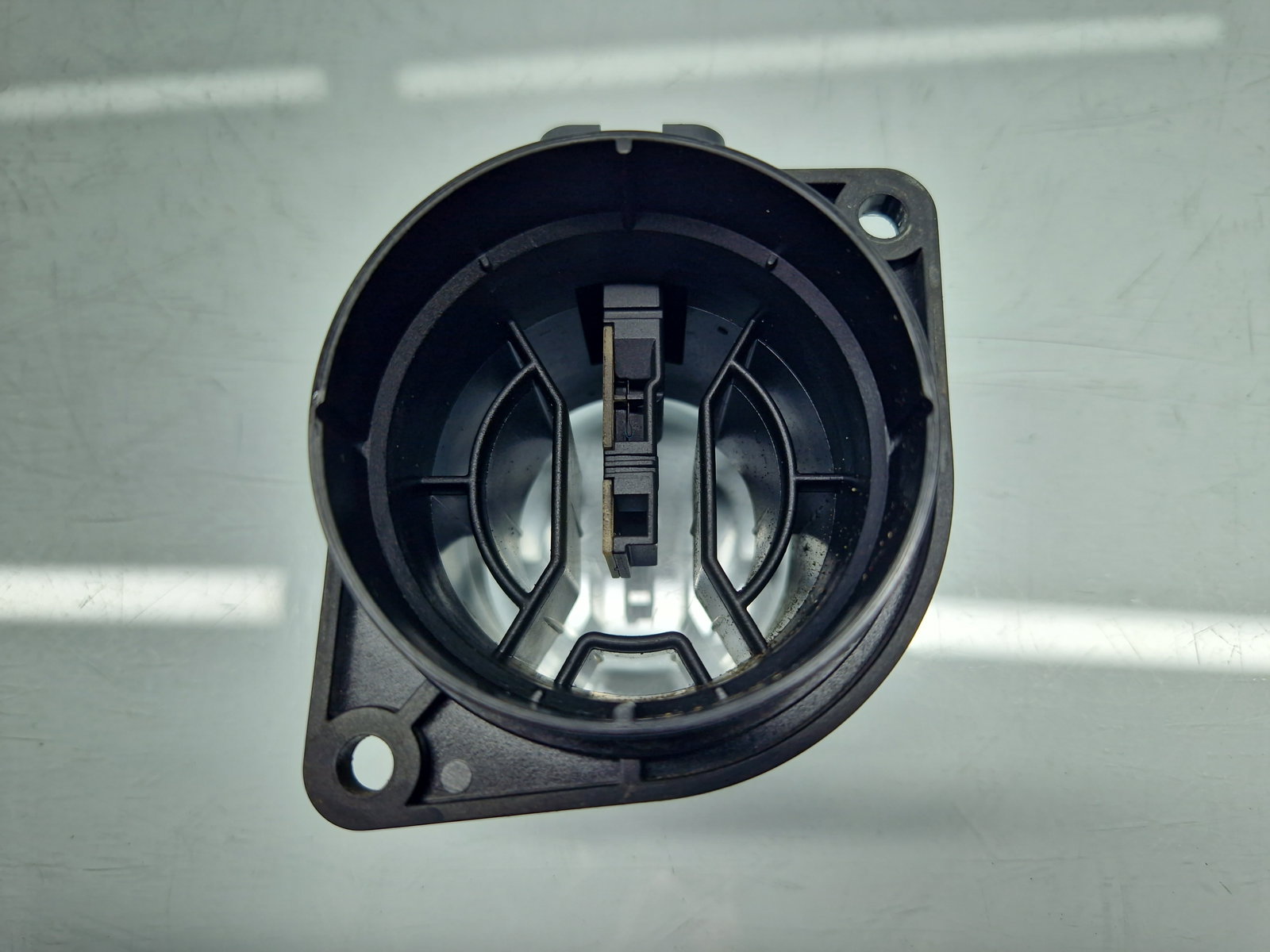 Debitmetru aer Volkswagen Golf 7 (5G) [Fabr 2014-prezent] 04L906461B 1.6 TDI CLHA 77KW / 105CP - imagine 4