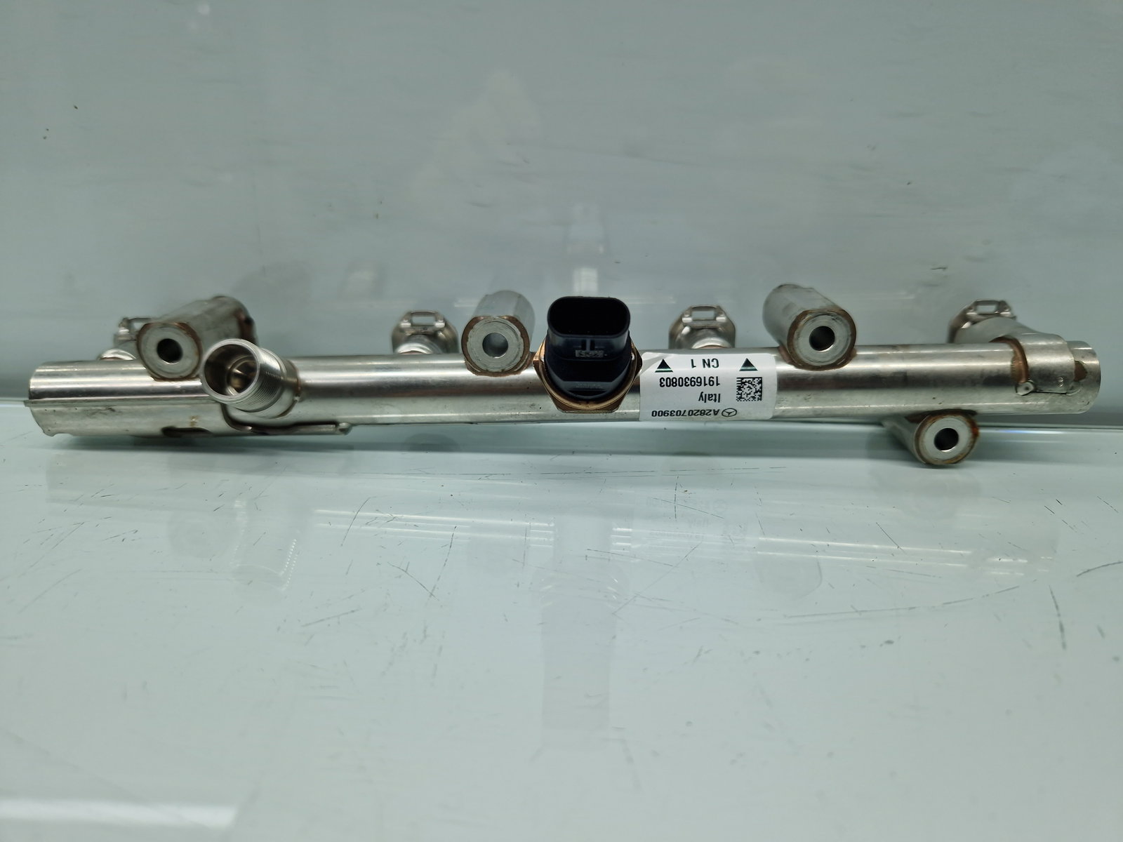 Rampa injectoare Mercedes Clasa A (W177) [Fabr 2019-2024] A2820701100 1.4 Benz 282914 100KW / 136CP - imagine 2