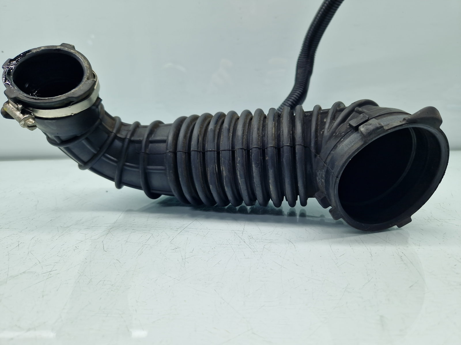 Tub admisie aer AUDI A5 Cabriolet (8F7) [Fabr 2009-2015] 03G129629 2.0 TDI CAHA 125KW / 170CP - imagine 3