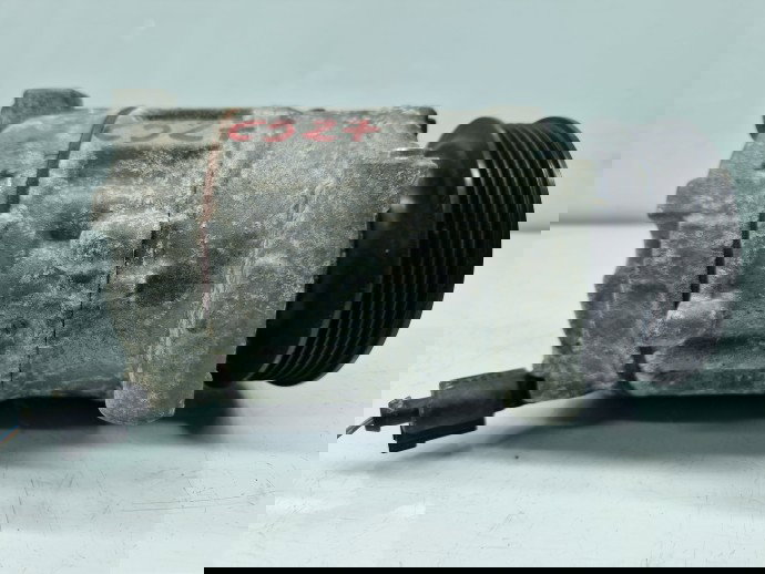 Compresor clima AUDI A5 Cabriolet (8F7) [Fabr 2009-2015] 8K0260805L 2.0 TDI CAHA 125KW / 170CP