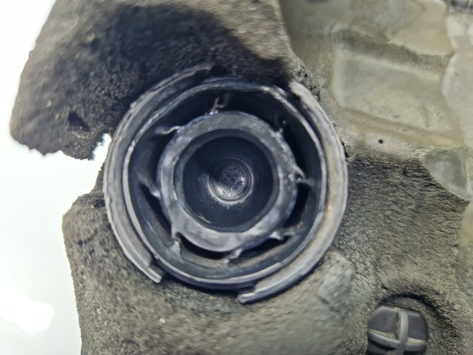 Capac motor AUDI A3 (8P1) [Fabr 2003-2012] 03L103925AN 2.0 TDI CBBB 125KW / 170CP - imagine 6