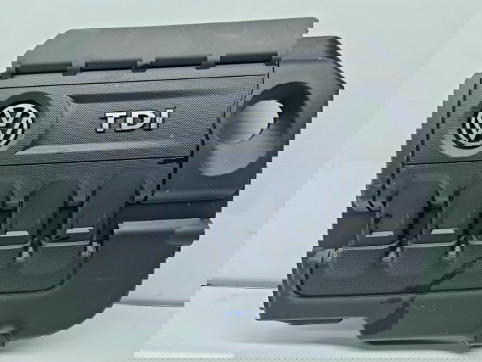 Capac motor Volkswagen Golf 7 (5G) [Fabr 2014-prezent] 04L103954Q 1.6 TDI CLHA 77KW / 105CP