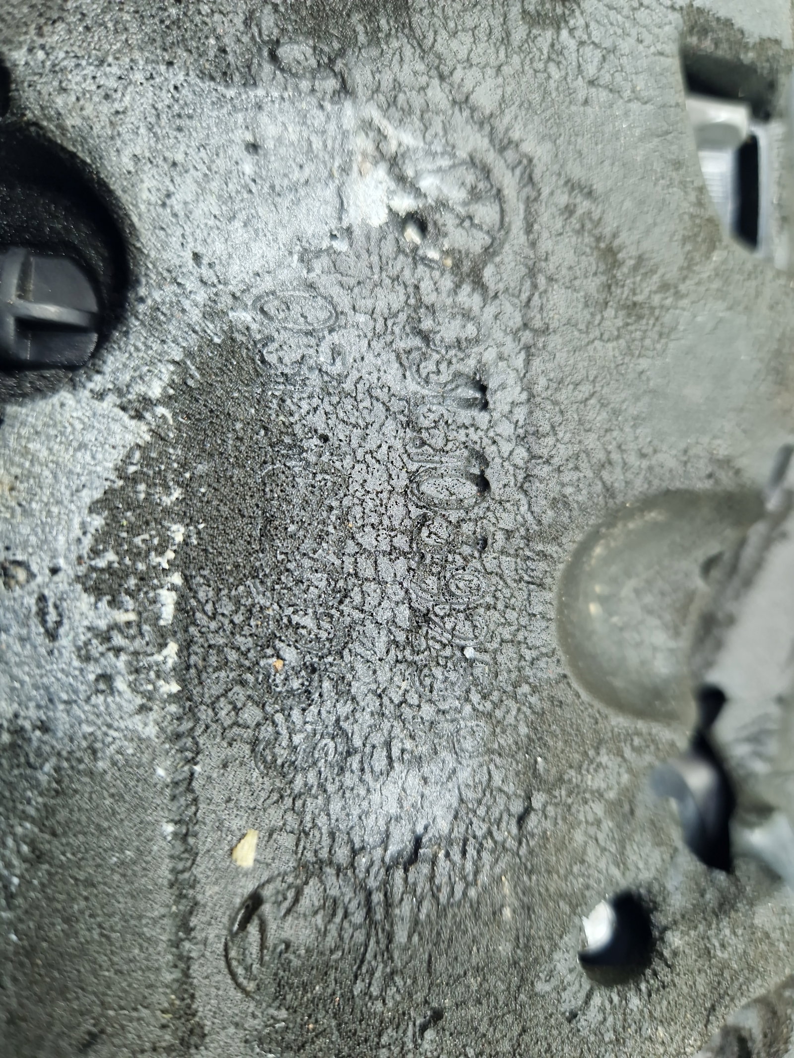 Capac motor Volkswagen Passat CC (357) [Fabr 2008-2012] 03L103925 2.0 TDI CFFB 103KW / 140CP - imagine 3