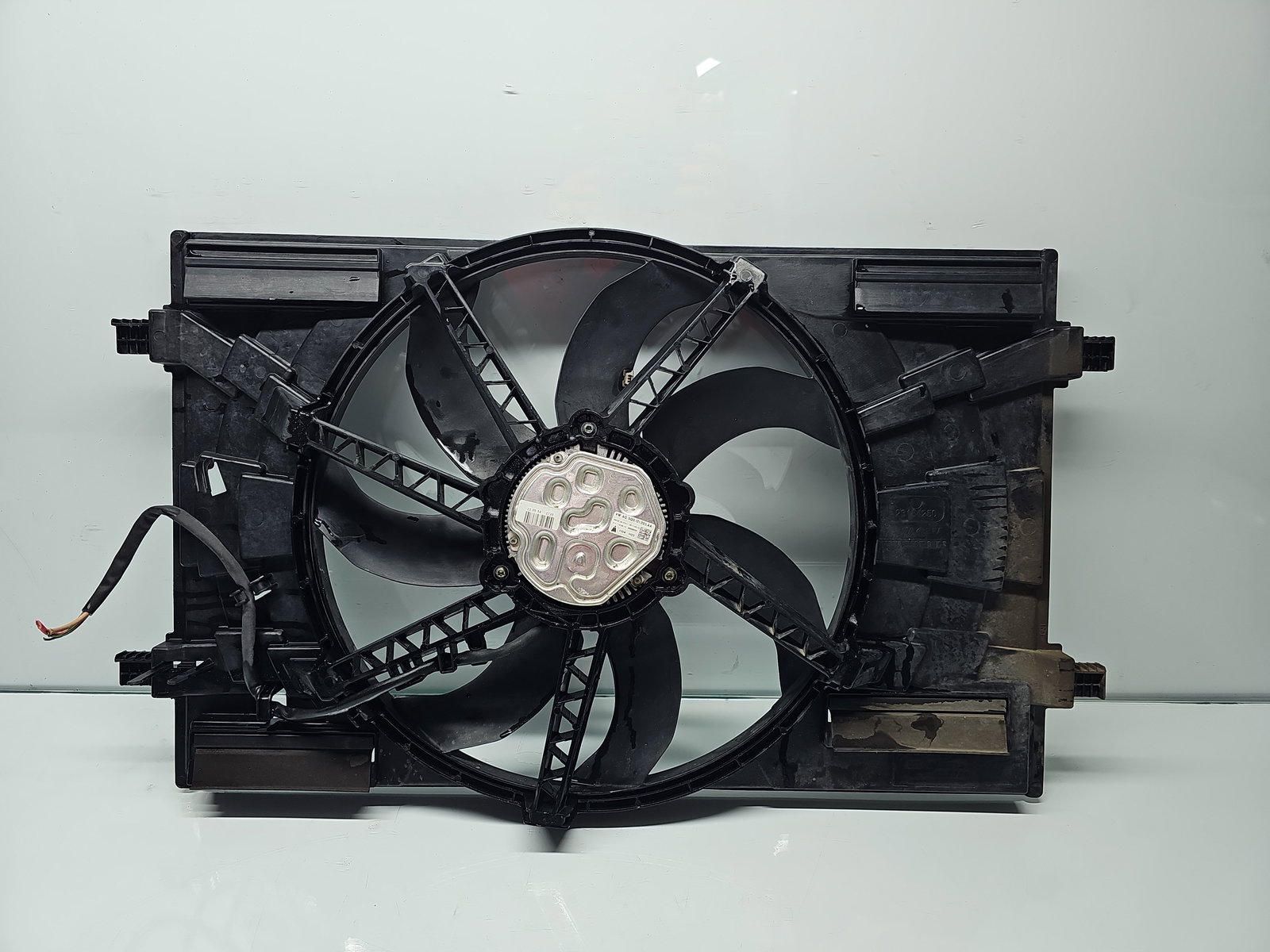 Electroventilator AUDI A3 (8VS) [Fabr 2013-prezent] 5Q0121203AA 1.4 TFSI CZEA 110KW / 150CP - imagine 1