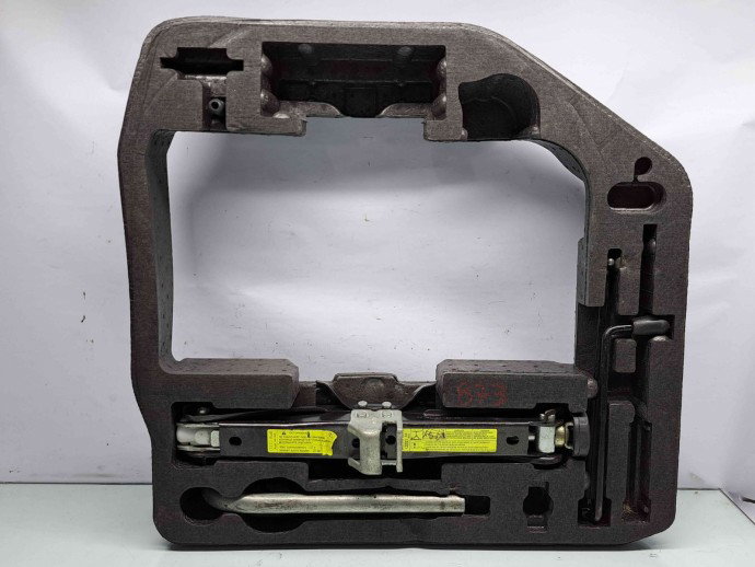  Set cric si cheie Audi A5 (8T3) [Fabr 2007-2015] 8T0012109A