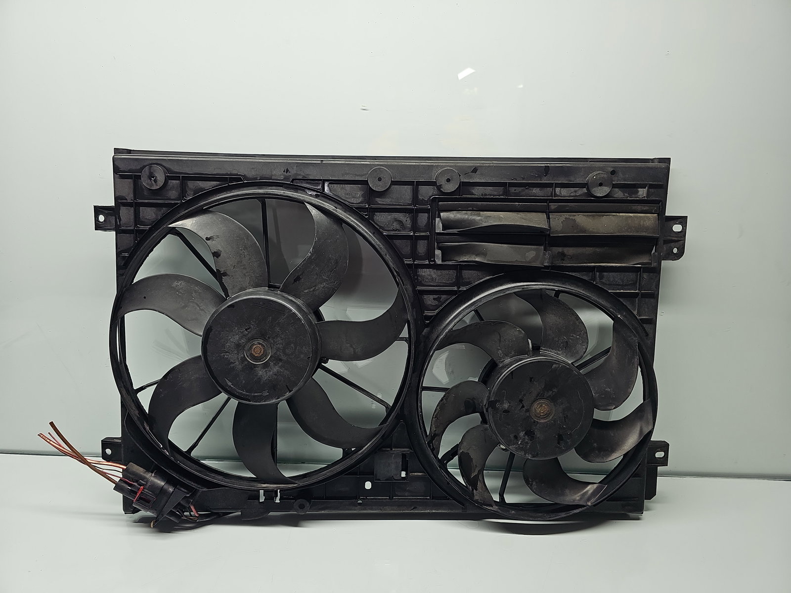 Electroventilator AUDI A3 Sportback (8PA) [Fabr 2004-2013] 1K0121207BC 2.0 TDI CFFB 103KW / 140CP - imagine 1