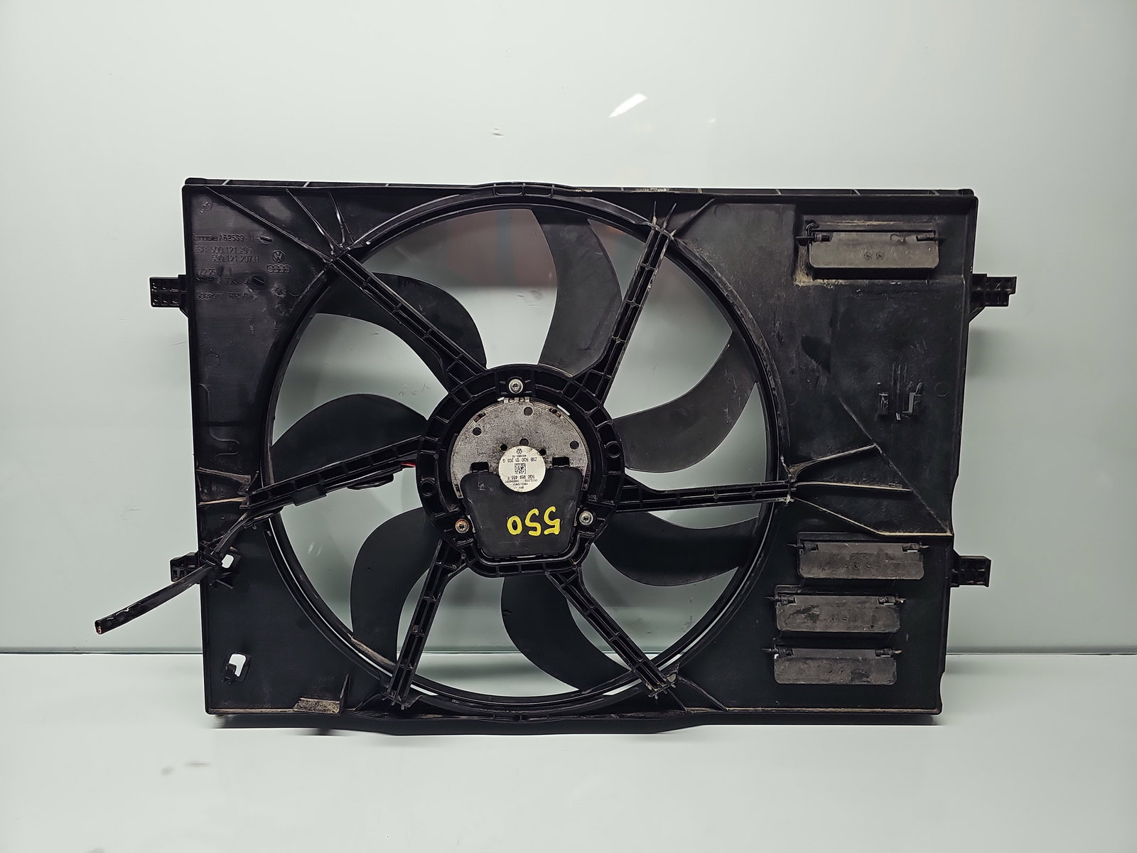 Electroventilator Volkswagen Golf 7 (5G) [Fabr 2014-prezent] 5Q0121207H 1.6 TDI CLHA 77KW / 105CP - imagine 1