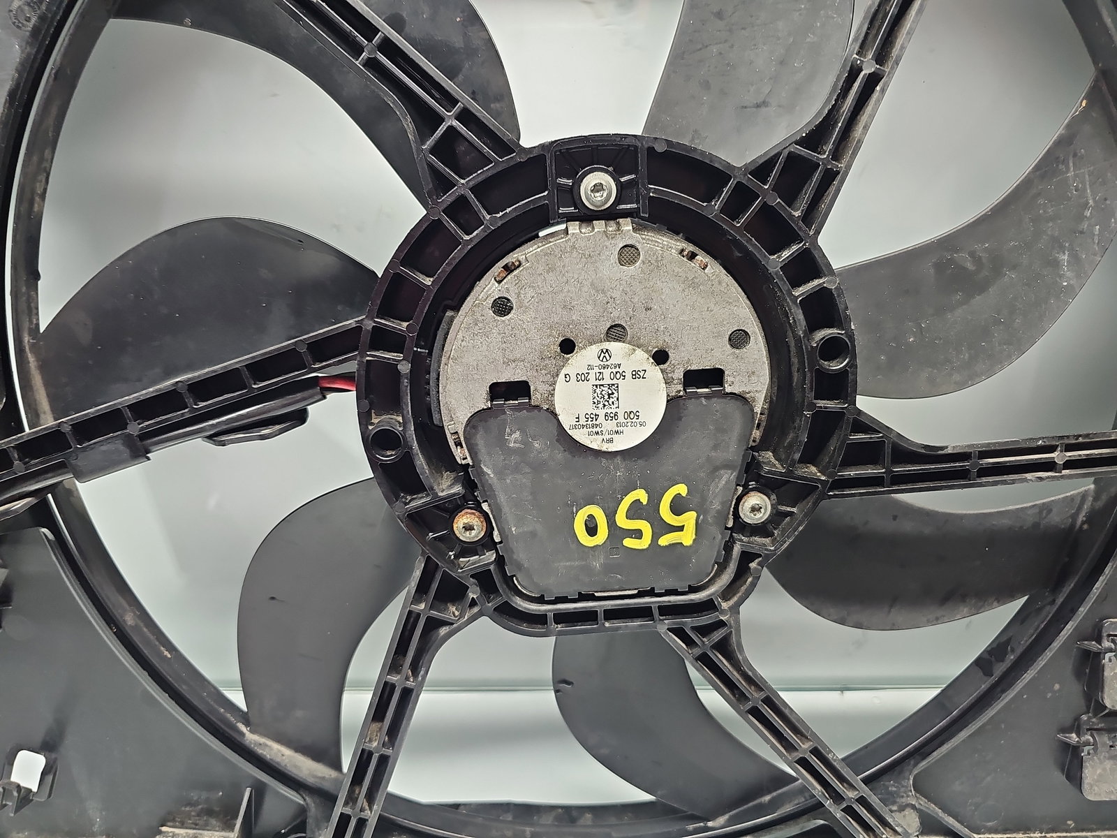 Electroventilator Volkswagen Golf 7 (5G) [Fabr 2014-prezent] 5Q0121207H 1.6 TDI CLHA 77KW / 105CP - imagine 2