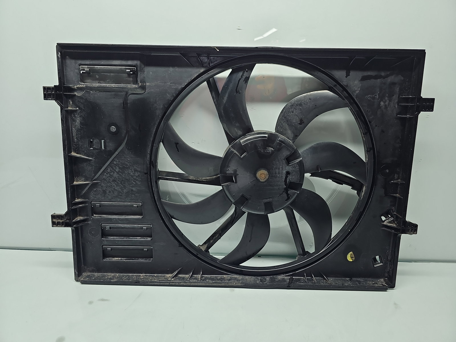 Electroventilator Volkswagen Golf 7 (5G) [Fabr 2014-prezent] 5Q0121207H 1.6 TDI CLHA 77KW / 105CP - imagine 4