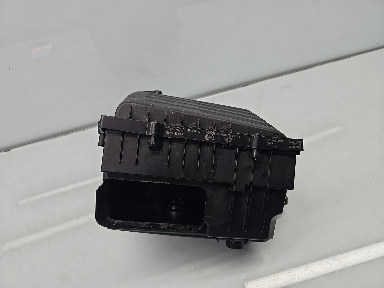 Carcasa filtru aer Skoda Octavia 3 (5E3) [Fabr 2012-2020] 5Q0129607AA 2.0 TDI CRMB 110KW / 150CP - imagine 2