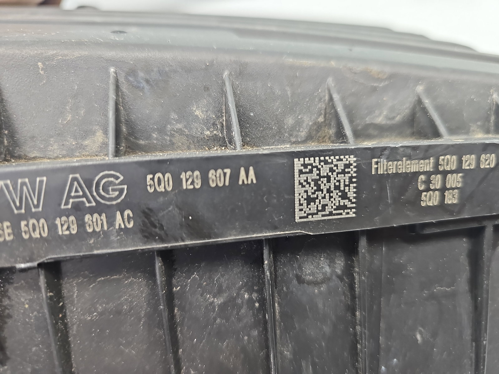 Carcasa filtru aer Skoda Octavia 3 (5E3) [Fabr 2012-2020] 5Q0129607AA 2.0 TDI CRMB 110KW / 150CP - imagine 6