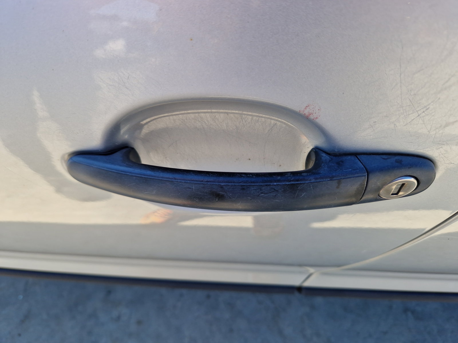 Maner usa stanga fata Volkswagen Fox (5Z1, 5Z3) [Fabr 2003-2011] Hatchback LA7W - imagine 2