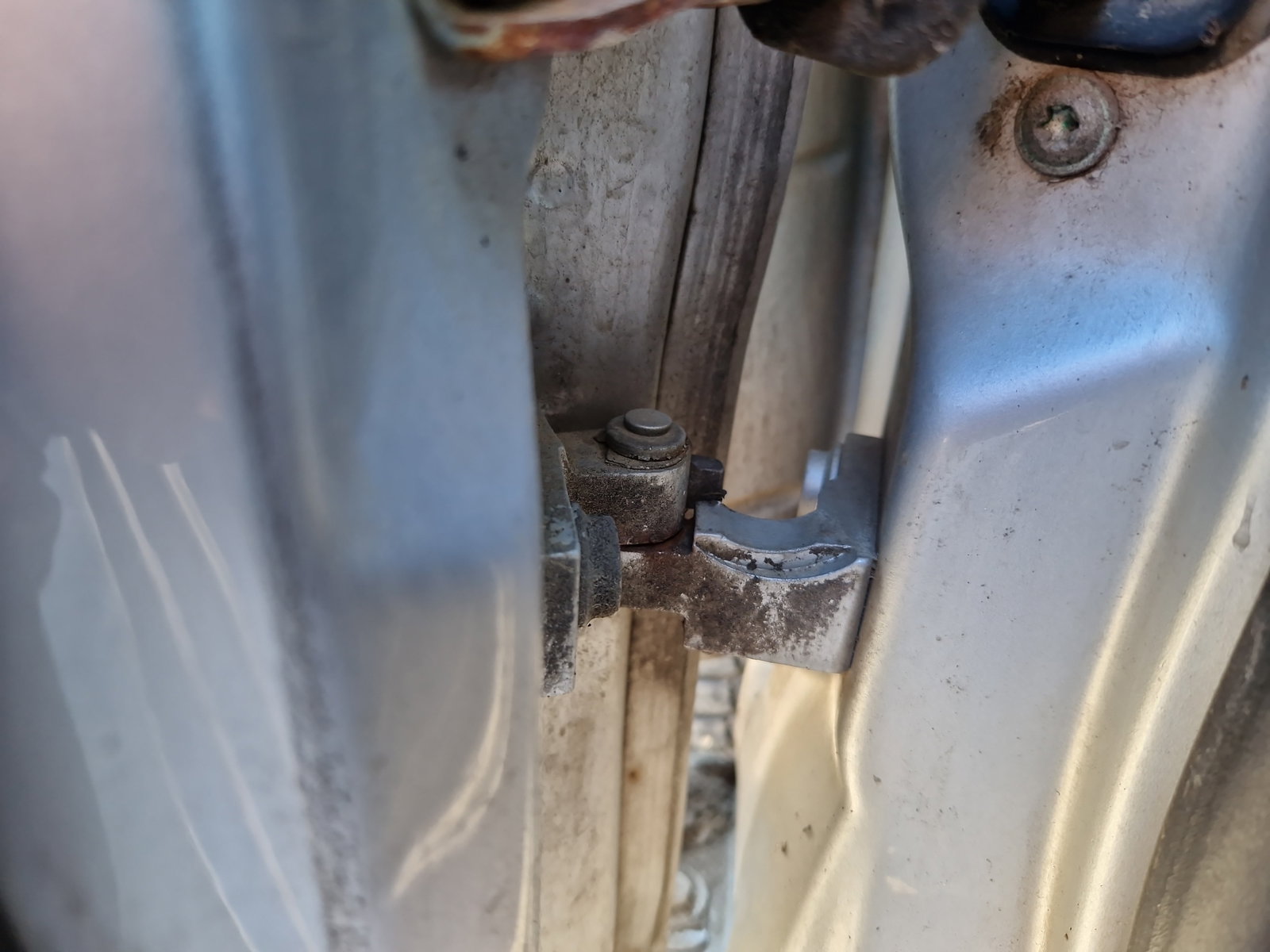 Set balamale usa stanga fata Volkswagen Fox (5Z1, 5Z3) [Fabr 2003-2011] Hatchback OEM - imagine 3