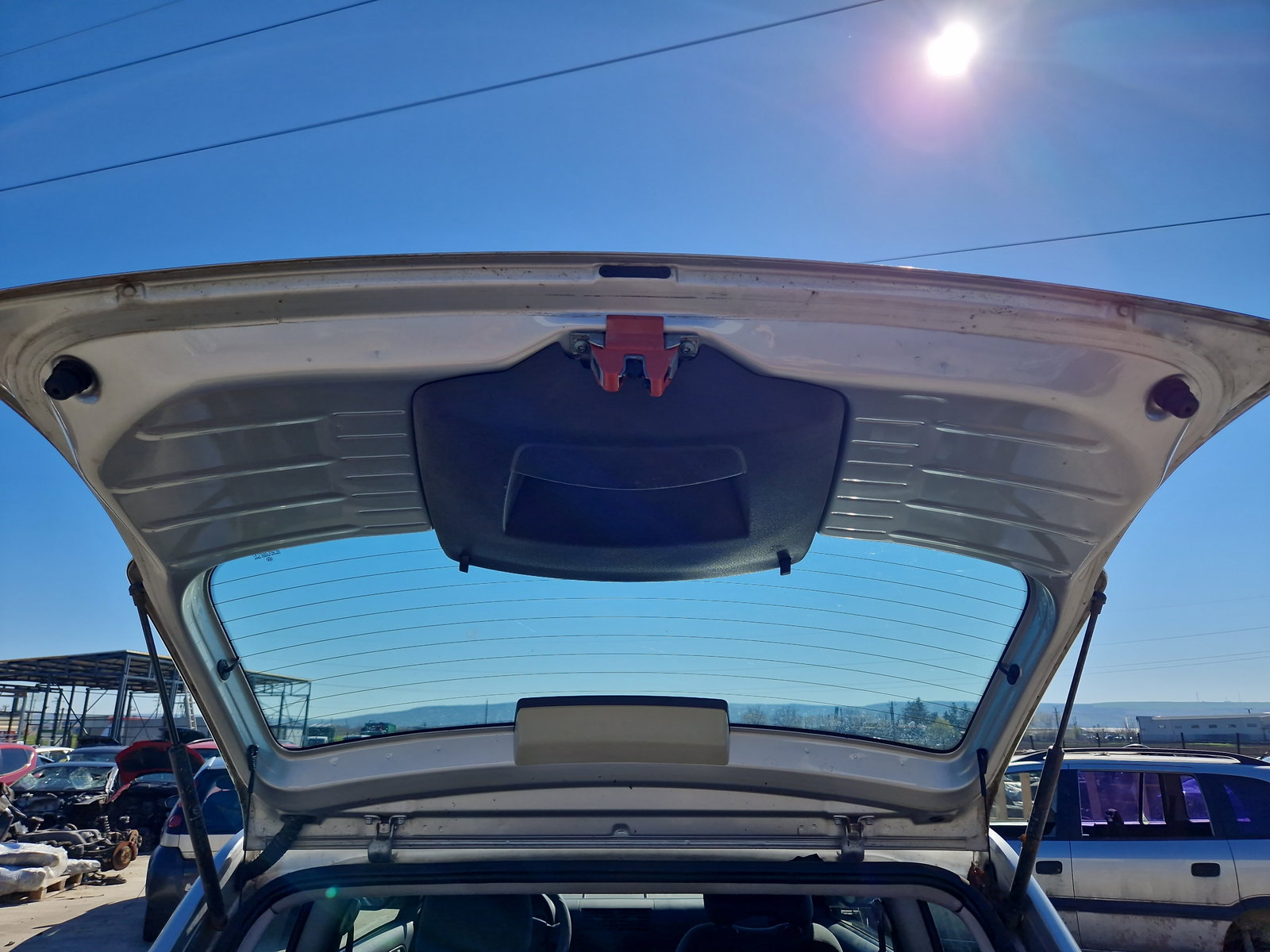 Haion Volkswagen Fox (5Z1, 5Z3) [Fabr 2003-2011] Hatchback LA7W - imagine 2