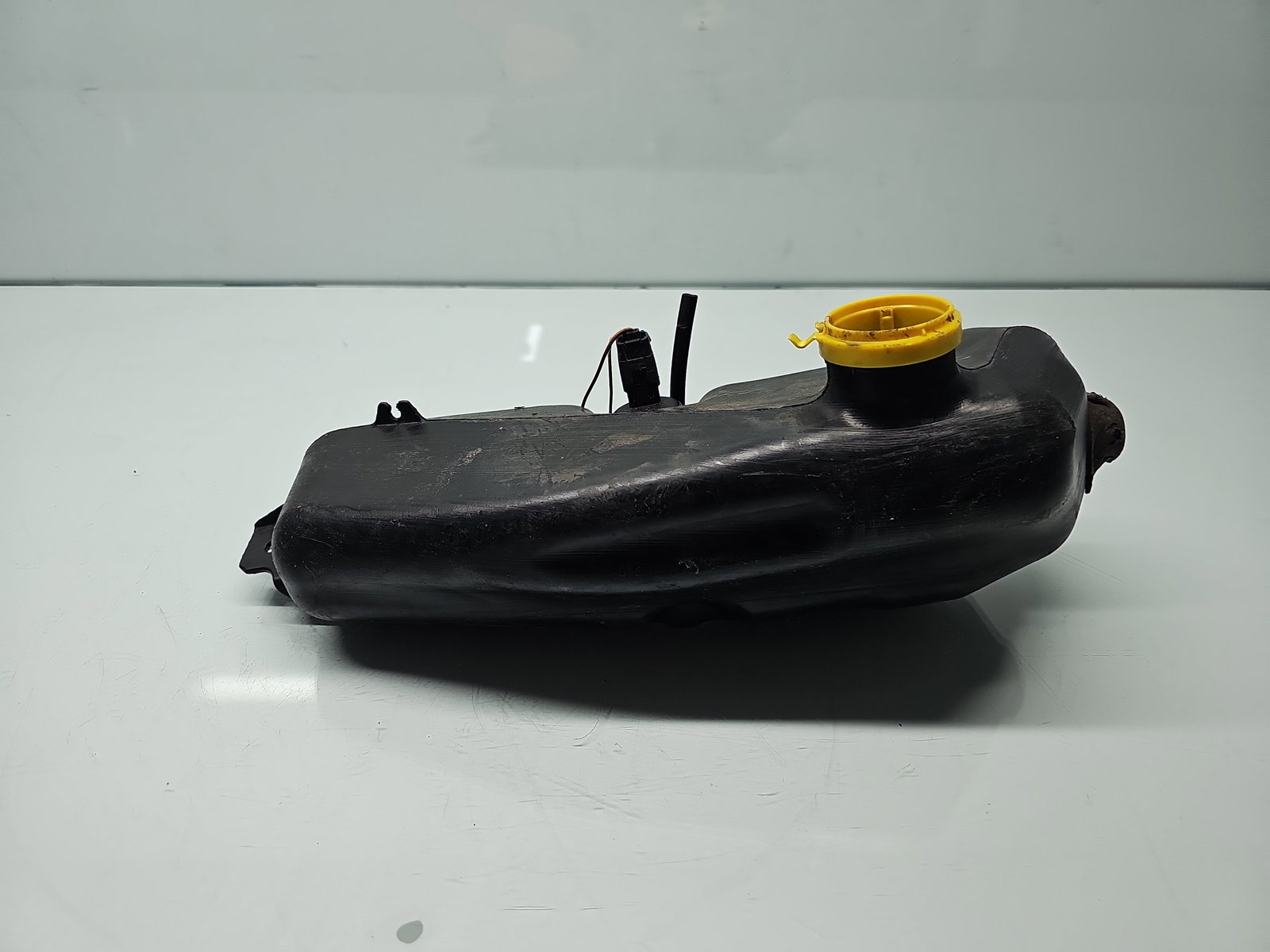 Vas lichid parbriz Dacia Duster 2 [Fabr 2017-2023] 289104897R - imagine 4