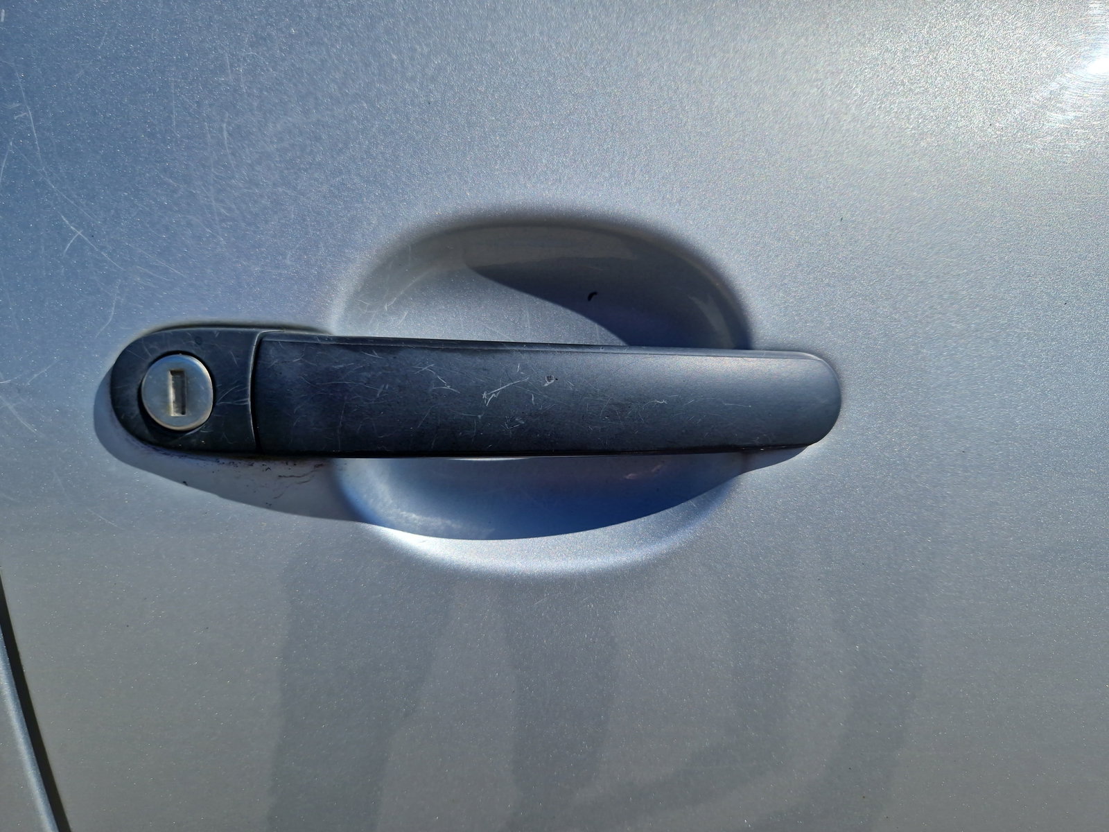 Maner usa dreapta fata Volkswagen Fox (5Z1, 5Z3) [Fabr 2003-2011] Hatchback OEM - imagine 1