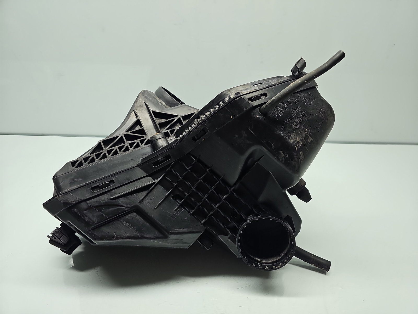 Carcasa filtru aer AUDI A5 Cabriolet (8F7) [Fabr 2009-2015] 8R0133837D 2.0 TDI CAHA 125KW / 170CP - imagine 1