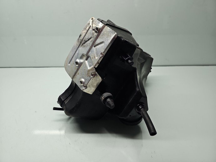 Carcasa filtru aer AUDI A5 Cabriolet (8F7) [Fabr 2009-2015] 8R0133837D 2.0 TDI CAHA 125KW / 170CP