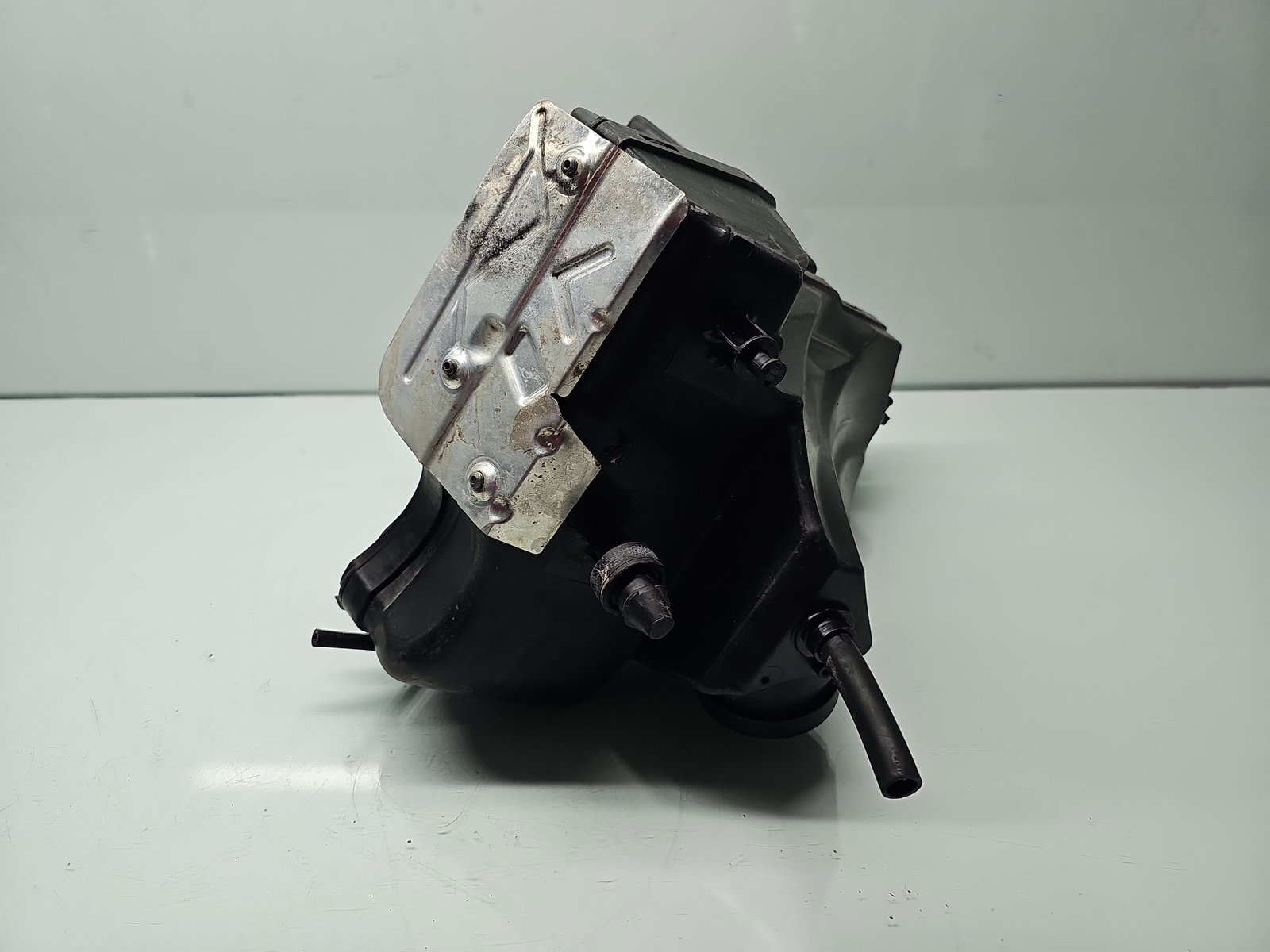 Carcasa filtru aer AUDI A5 Cabriolet (8F7) [Fabr 2009-2015] 8R0133837D 2.0 TDI CAHA 125KW / 170CP - imagine 5