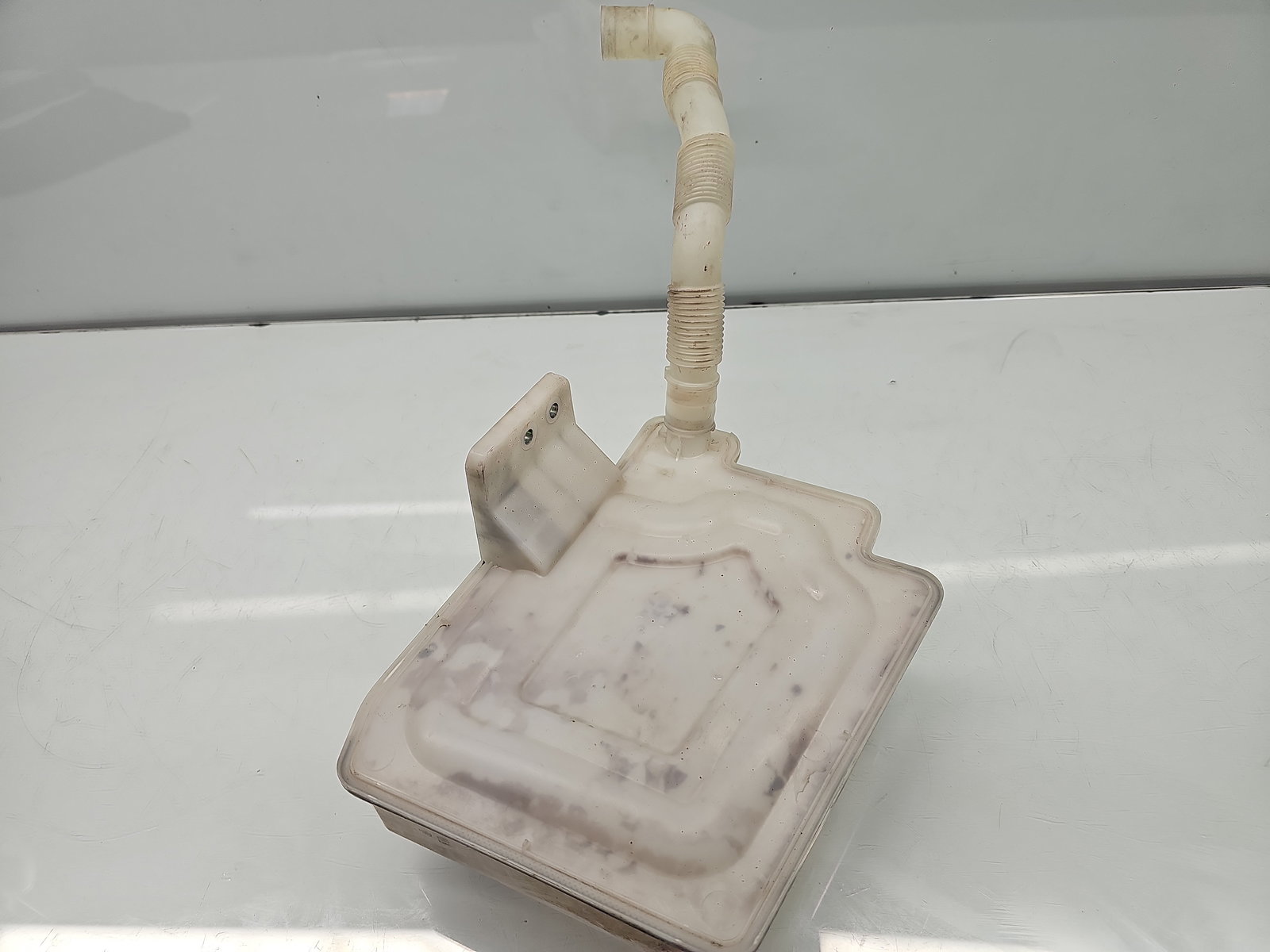 Vas lichid parbriz Volkswagen Golf 6 (5K1) [Fabr 2009-2013] 1K095T453Q - imagine 2