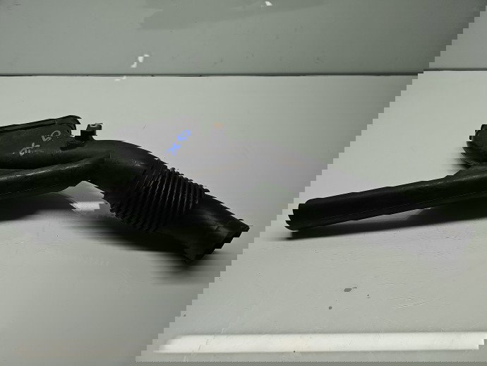 Tub admisie aer Opel Corsa D [Fabr 2006-2013] 55557182 1.4 Benz A14XER 74KW / 100CP