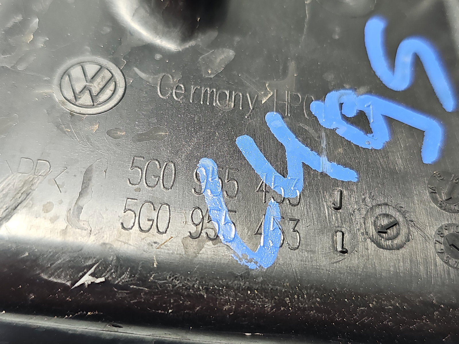 Vas lichid parbriz Volkswagen Golf 7 (5G) [Fabr 2014-prezent] 5G0955453J - imagine 5