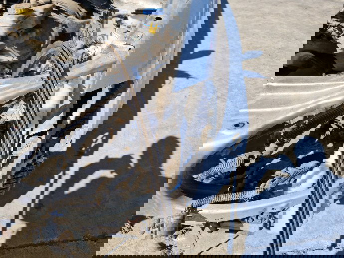 Vas lichid parbriz Volkswagen Fox (5Z1, 5Z3) [Fabr 2003-2011] 6Q0955453