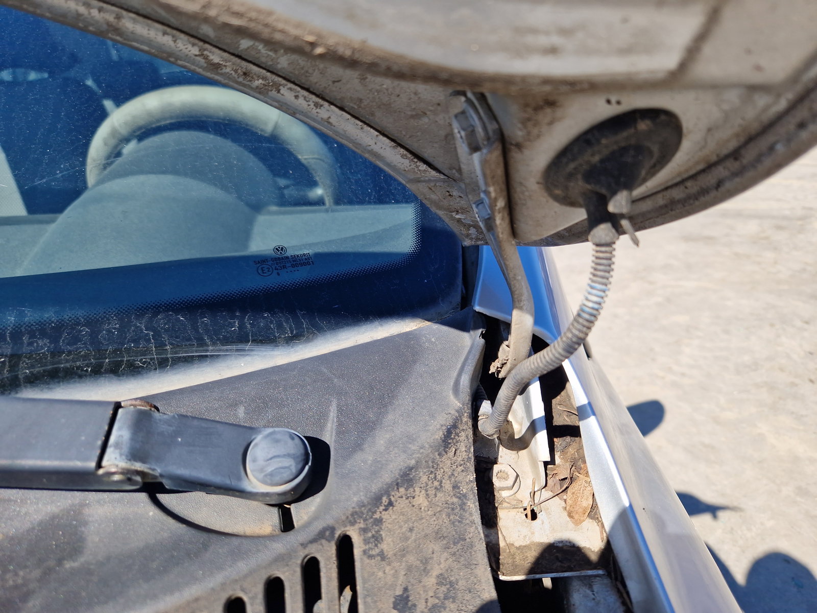 Set balamale capota Volkswagen Fox (5Z1, 5Z3) [Fabr 2003-2011] Hatchback OEM - imagine 3