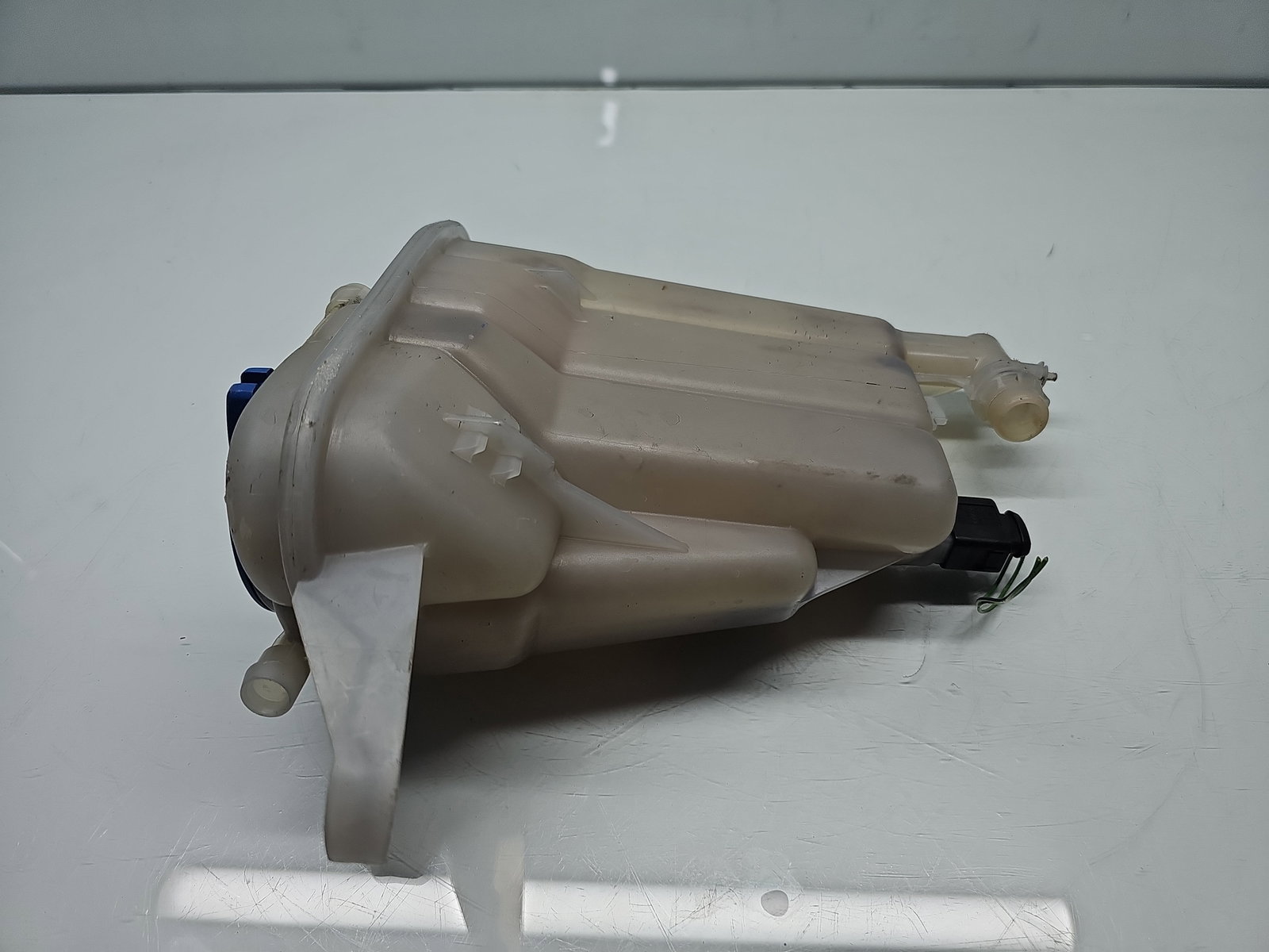 Vas expansiune AUDI A5 Cabriolet (8F7) [Fabr 2009-2015] 8K0121403G
