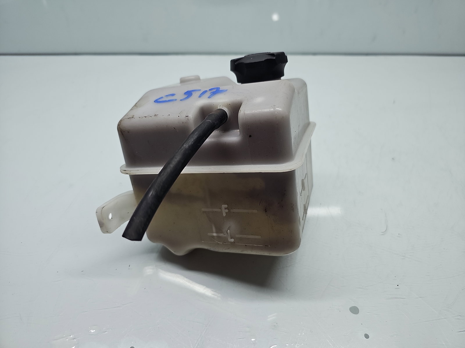 Vas expansiune Hyundai i40 Wagon [Fabr 2012-2019] 25430-3Z100 - imagine 2