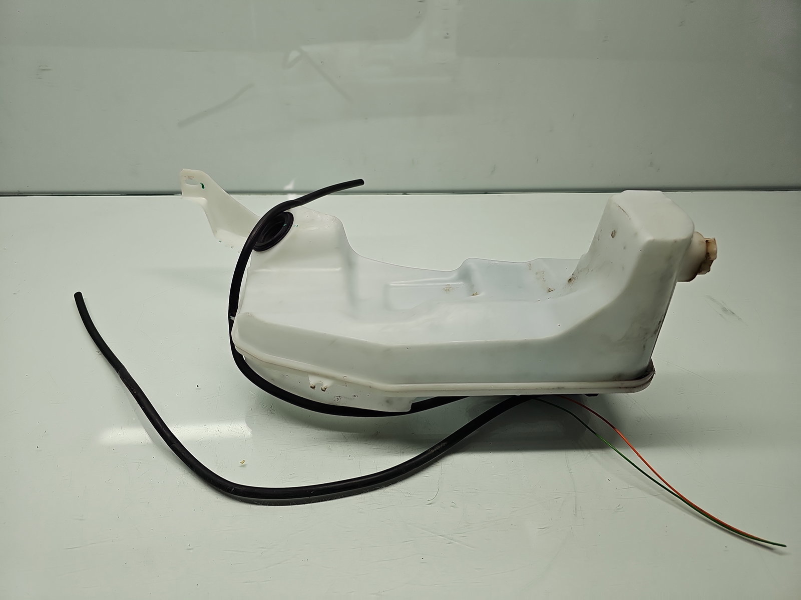 Vas lichid parbriz Renault Clio 4 (B98) Hatchback [Fabr 2012-2020] 289107623R - imagine 1