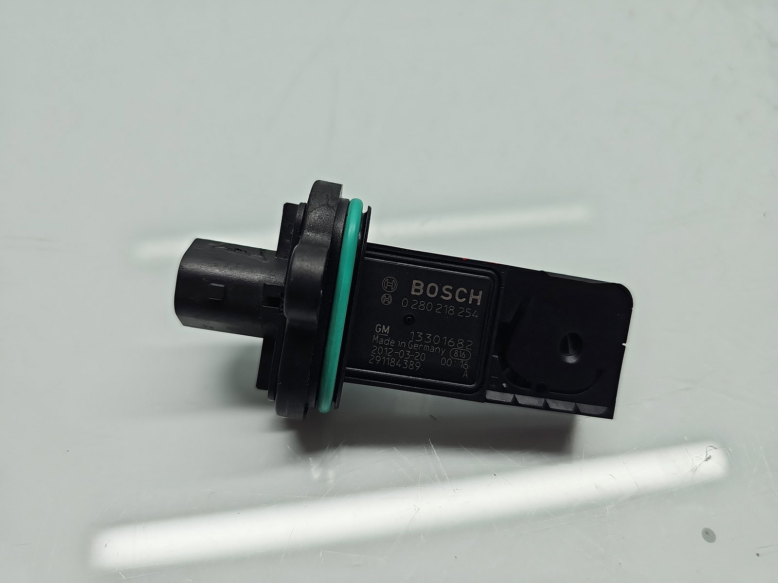 Debitmetru aer Opel Astra J [Fabr 2009-2015] 13301682 1.6 Benz A16XER 85KW / 115CP - imagine 1