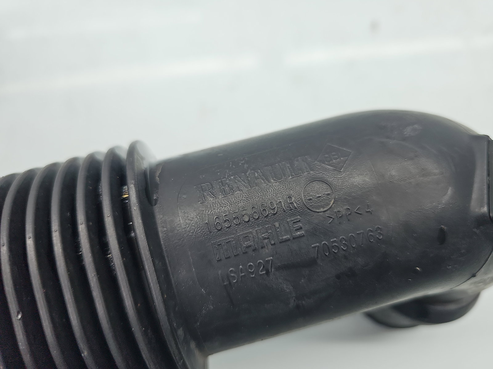 Difuzor captare aer Dacia Duster [Fabr 2010-2017] SUV Facelift 165556691R - imagine 5