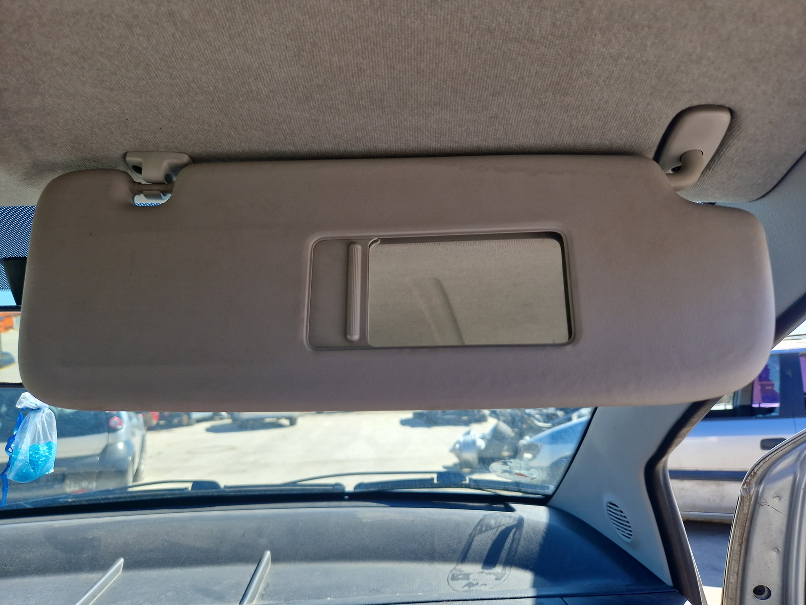 Parasolar dreapta Volkswagen Fox (5Z1, 5Z3) [Fabr 2003-2011] OEM - imagine 1