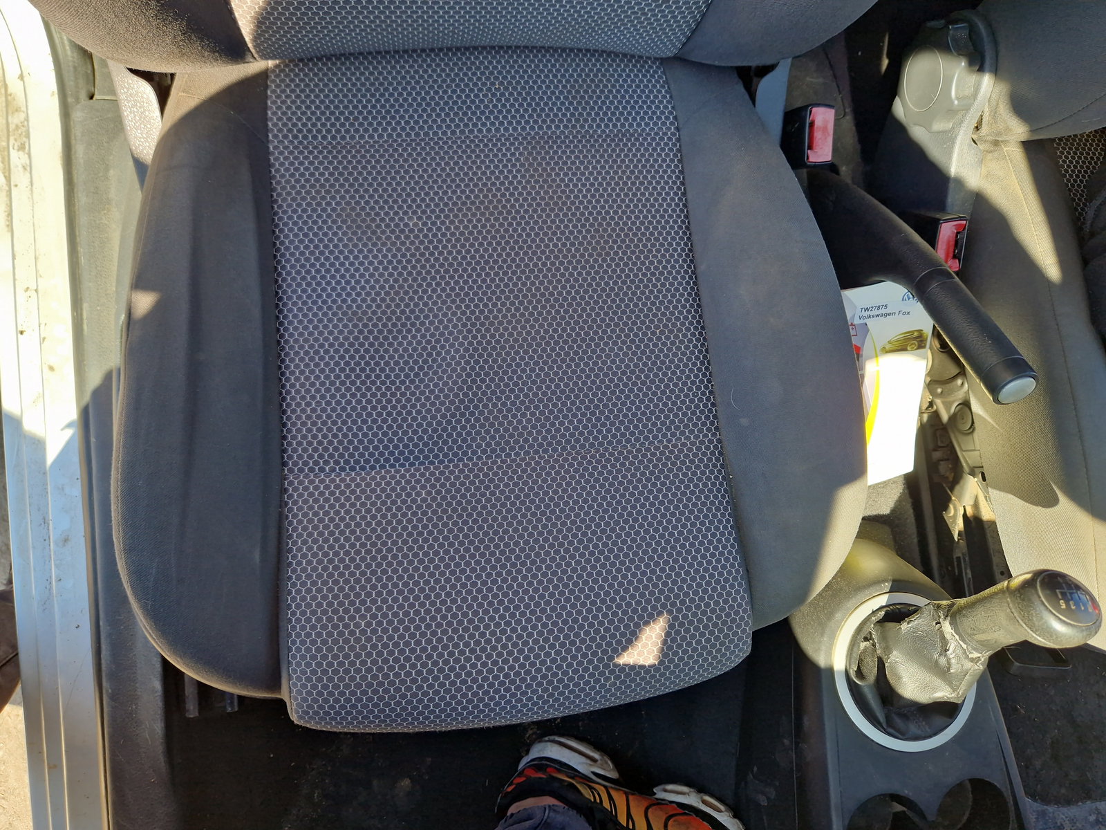 Scaun dreapta fata Volkswagen Fox (5Z1, 5Z3) [Fabr 2003-2011] - imagine 2