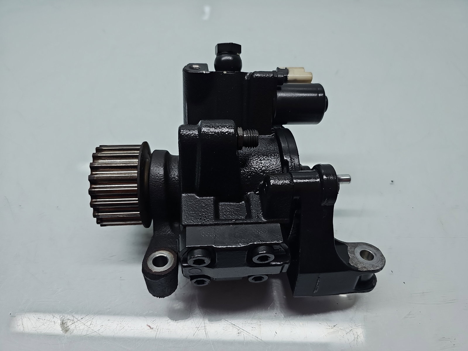 Pompa inalta presiune Mercedes Clasa A (W176) [Fabr 2012-2018] 167008557R 1.5 CDI 607951 80KW / 109CP - imagine 1